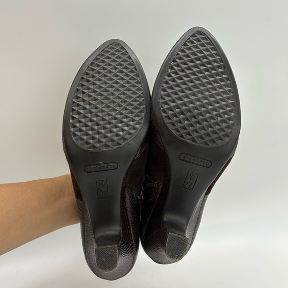 Aerosoles Brown Aristocrat Dress Pump - Picture 3 of 4